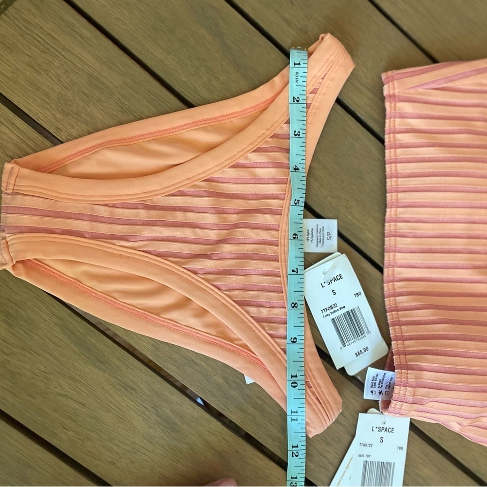 L*Space Foley Bikini‎ Bottom in Tangy-Bougainvillea axel top set - Picture 4 of 9
